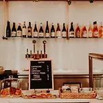Granada Hotel & Bistro 